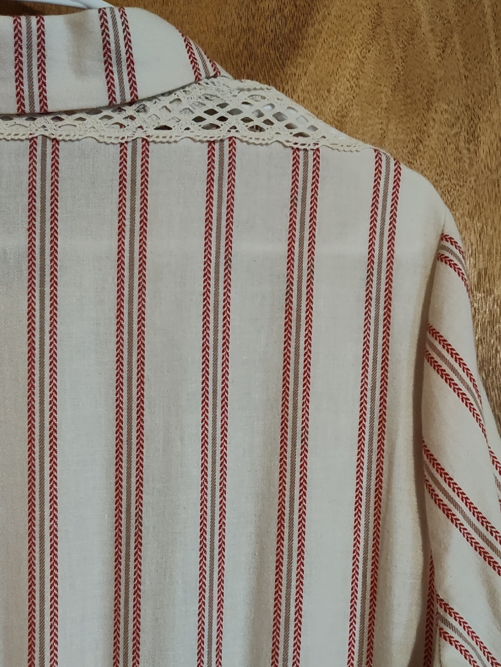 a Loves a Pleated Dress Cream Red Crochet Detail Long Sleeve Cotton -No Belt- L - Picture 9 of 16